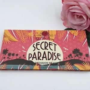 J.Cat Beauty  Secret Paradise Eyeshadow Palette.